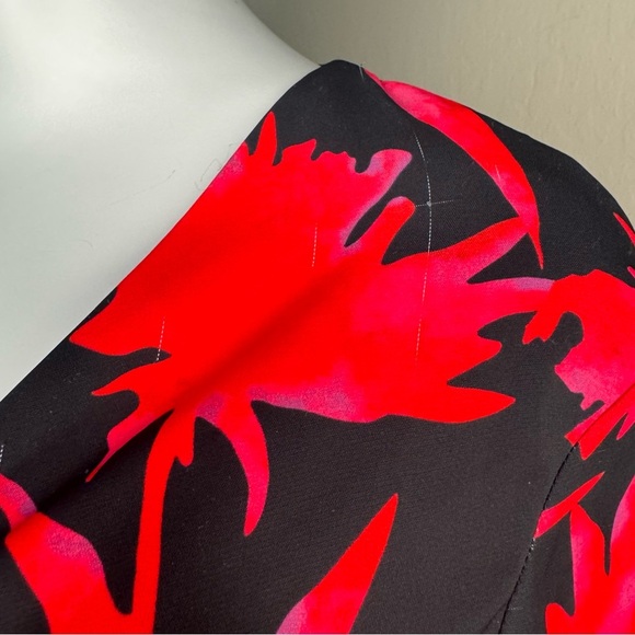 ARTIGLI Bold Floral Print Mini Dress Silky Polyester Made In Italy Size 40 (4) - Picture 15 of 16